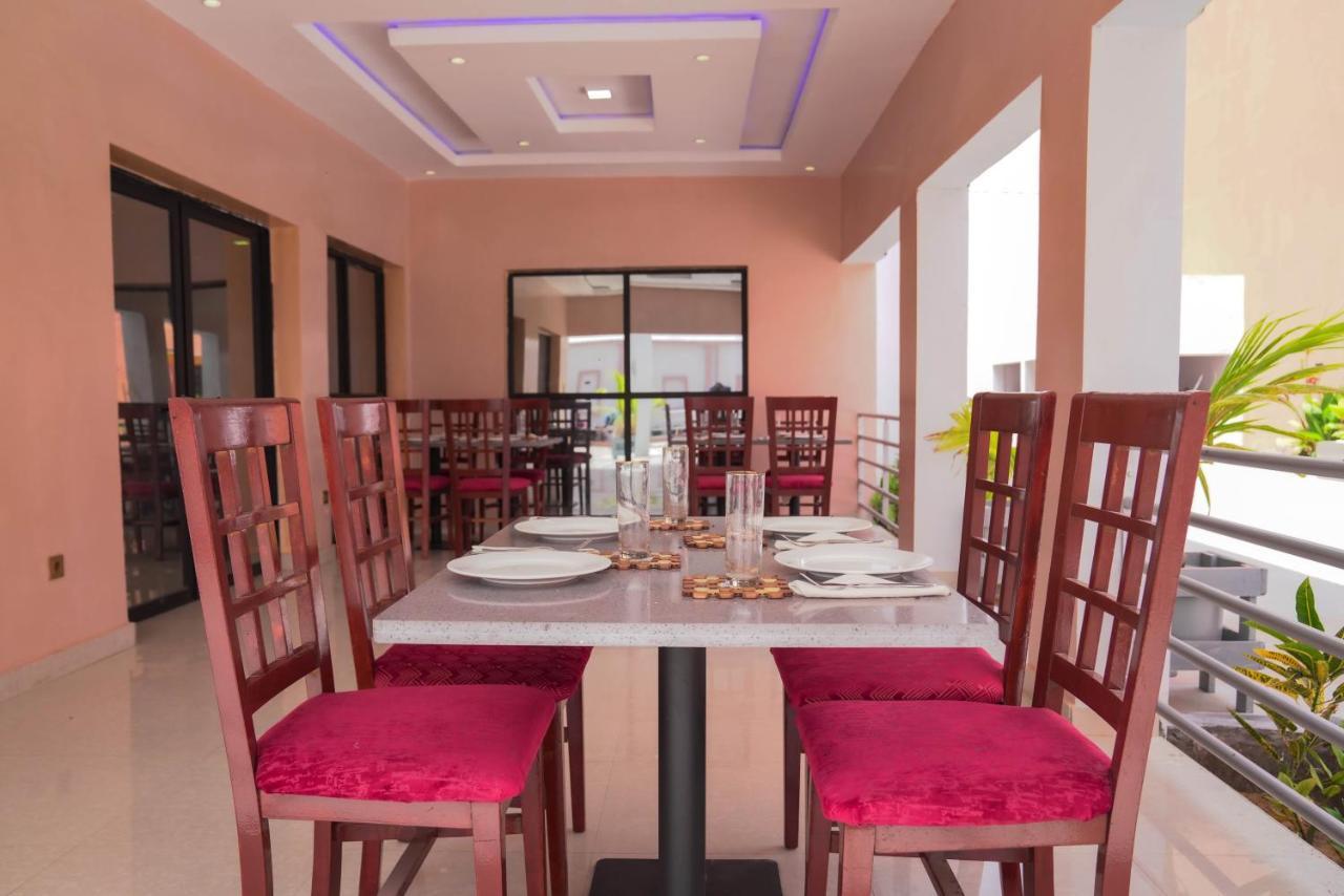 Hotel Dialali Nouakchott Exterior foto